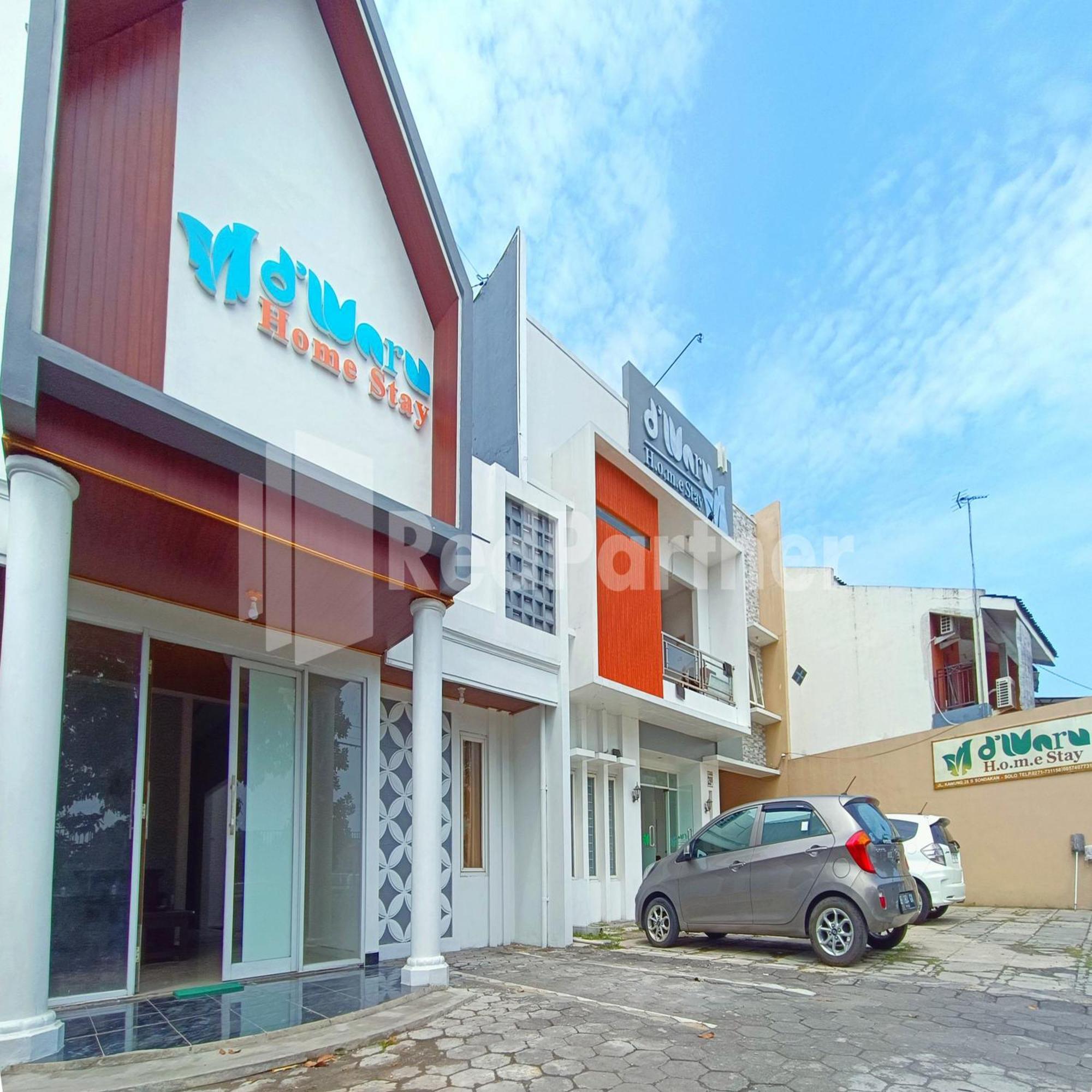 D'Waru Homestay Syariah Near Jl Slamet Riyadi Mitra Reddoorz Solo Buitenkant foto